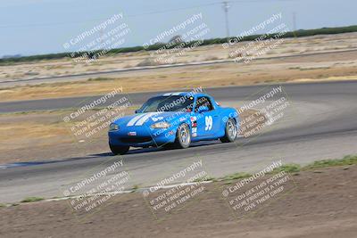 media/Jun-04-2022-CalClub SCCA (Sat) [[1984f7cb40]]/Group 1/Qualifying (Sweeper)/